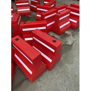 China Rotational Moulding Products Road Barrier（RED） 600x600 supplier