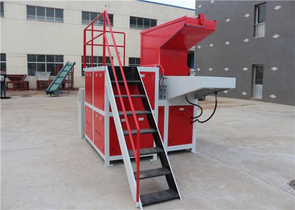 Strong Shredding Solid Waste Shredder Machine , One Shaft Waste Crusher Machine