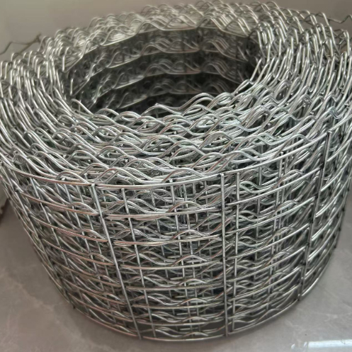 Galvanized Wire Reinforced Pipeline Coating Mesh RFSM-L 8 Lines 1.66mm-2.85mm Wire Diameter
