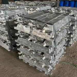 Lingot d'aluminium ADC12 99,7% 25kg 850*185 Surface brillante