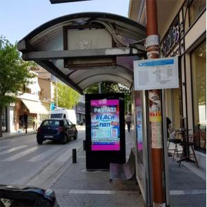 China IP65 lcd outdoor totem digital signage for bus stop supplier