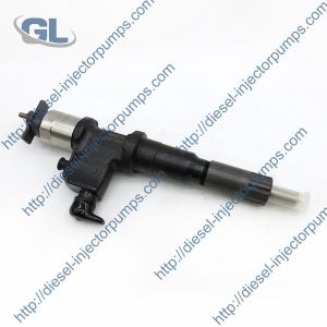 China Injecteur de carburant commun véritable de rail 095000-8980 095000-8981 095000-8982 8-98167556-2 pour le moteur d'ISUZU GIGA 6WG1 wholesale