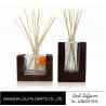 China Wooden Bottom Based Aroma Reed Diffuser , Home Scent Reed Diffuser Certificate wholesale