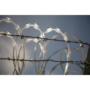 Concertina Razor Wire Hot Dipped Galvanized Cross Barbed Wire Top sales