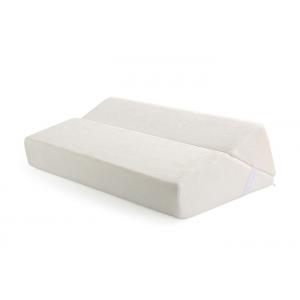 China Adjustable Sleep Foam Wedge Pillow , Nerve Pain Relief Contour Wedge Pillow Removable Cover supplier