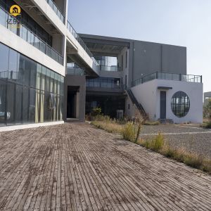 China Paroi en brique 12m hauteur structure en acier entrepôt conçu sur mesure pour les besoins des clients espace et entrepôt supplier