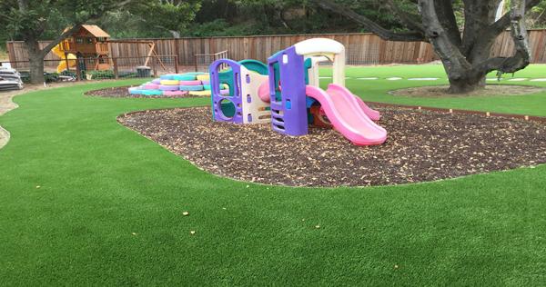 Custom Playground  Artificial Synthetic Grass Easy To Install And Maintain