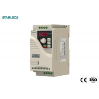 China 0.75KW 2.2KW Mini VFD 220V Single Phase Input Frequency Inverter on sale