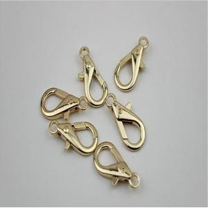 China Small metal chain match bag accessories zinc alloy gold snap clip hook 5 mm with high plating supplier