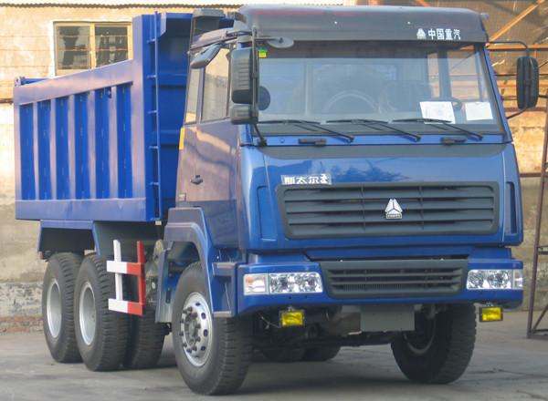 Sinotruk Heavy Duty Tipper Trucks Right Hand Driving 336 HP Tri Axles Front Lifting