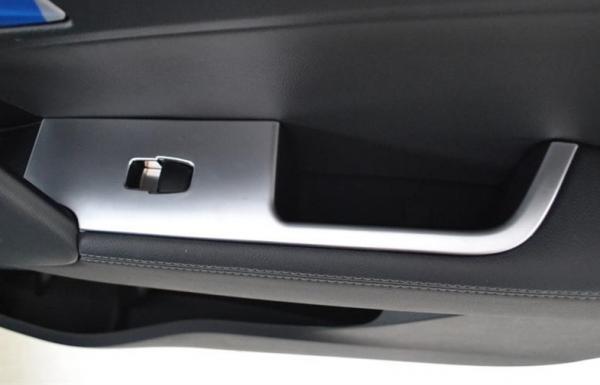 Hyundai IX25 2014 Auto Interior Trim Parts , ABS Chrome Handrest Cover