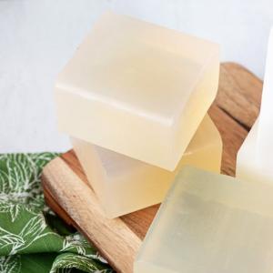 China Handmade DIY Natural FDA Melt And Pour Soap Base supplier