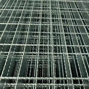 China 32*5 Commoned Serrated Tooth Steel Grating With Customizable Bearing Bar Spacing wholesale