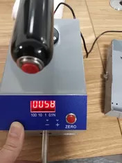 使いやすい力の表示が付いている鋭角のテスター-