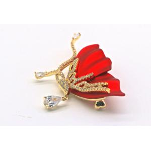 Red Petal Diamond Brooch Pin With Copper Clasp For Clothing