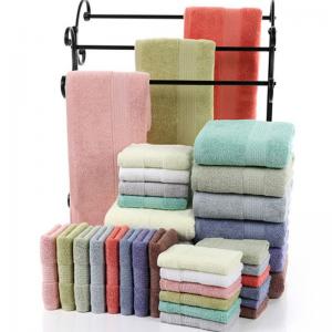 China Luxury 100% cotton bath towel set with customized logo pattern supplier