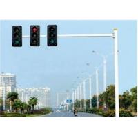 China Q235 Steel Material 3mm Road Sign Traffic Signal Pole With Double Outreach Arms on sale