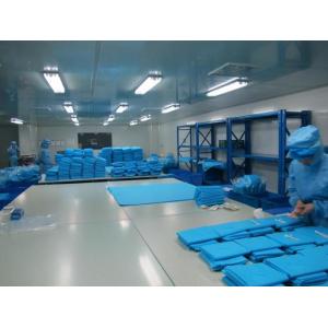China Disposable Lab Gown /Disposable Medical Scrubs Non Absorbent Sms Material supplier