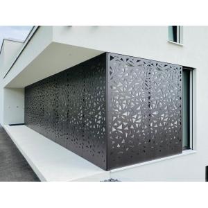 China OEM Black Aluminum Slat Fence Panels Fireproof Expandable Foil Wrought Iron supplier
