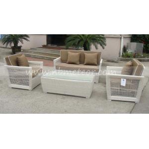 Rectangular Rattan Dining Set with Round Glass Table Top and Claw Leg for Dining Area