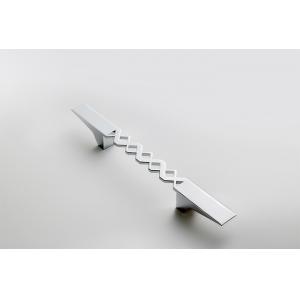 China Modern Hardware Drawer Pulls Silver Kitchen Hollows Design FPJSDZ005-C supplier