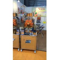 China Zumexのスーパーマーケットのためのオレンジ ジューサー機械 for sale