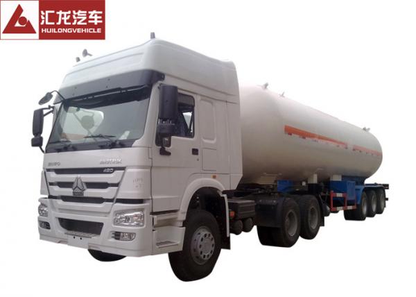 25 Tons LPG Tanker Truck , White LPG Transport Truck Lean Alloy Steel Tank High