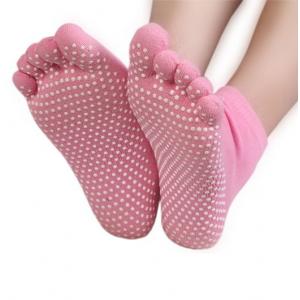 China Non Slip Full Toe Women & Men Pilates Strong Grip Five Finger Socks supplier