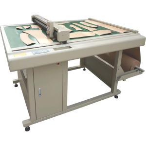 China ゲルペンとタングステン鋼ブレードを備えた1200mm/sカッティング速度ダイカットカッティングプロッタ wholesale