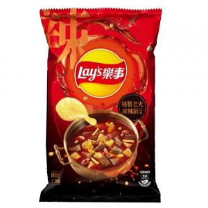 Lays Spicy Hot Pot Chips 59.5g - Spice up B2B with this globally loved Asian snack,