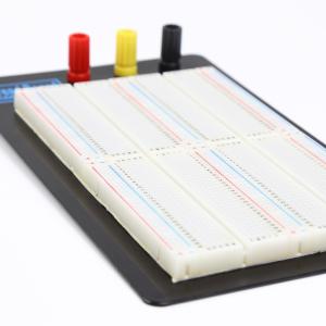 China Planche à pain en plastique de prototypage de Solderless d'expérience d'ABS avec 1500 points supplier