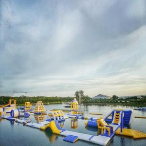 China BALI Giant Inflatable Floating Water Parks Manufacturer / Bouncia Aqua Park supplier