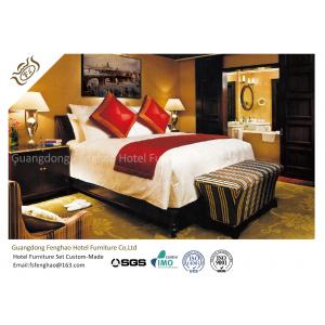 China Commercial Dark Walnut Veneer Full Size Wood Bed For 5 Star Hotel supplier