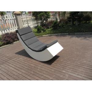 Leisure Fashion White Poly Rattan / Resin Wicker Rocking Chair