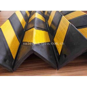 China High Visibility Parking Safety Warning Black and Yellow Alternation Rubber Corner Protectors supplier