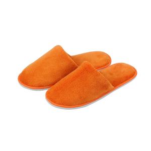 China silk embroidered slippers supplier