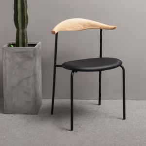 Replica Hans Wegner Chair Fashionable For Hotel / Restaurant / Home