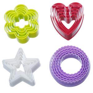 Plastic Colorful Cookie Cutter Set - 20 Piece 3D Bakeware Cookie Tools Set