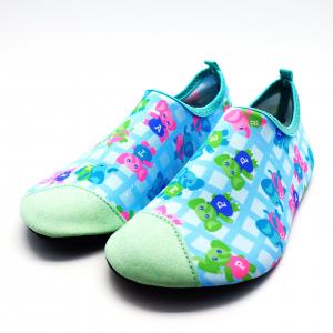 China Skin - Friendly Non Slip Swimming Shoes Outdoor Toddler Aqua Socks Screen Print wholesale
