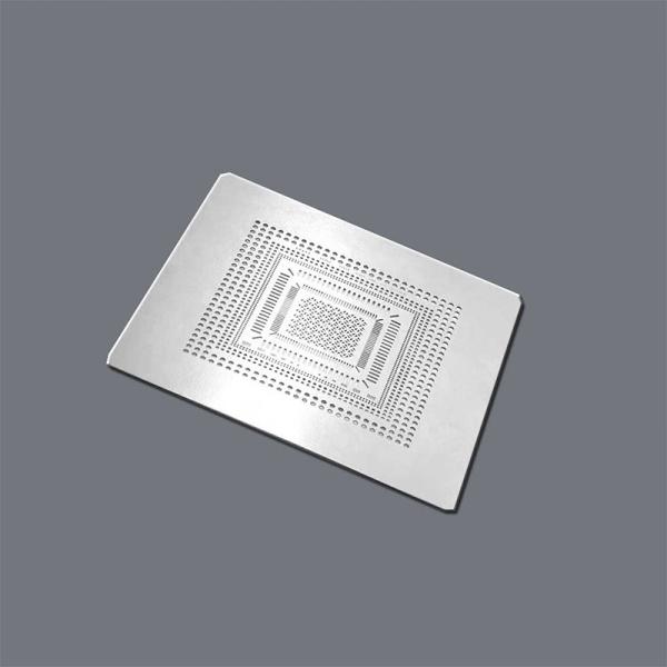 Plaque d'écoulement en titane gravée chimiquement de précision avec une tolérance de ±0,01 mm