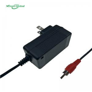 China Portable battery charger 12.6V 1A Li-ion battery charger Made in China supplier
