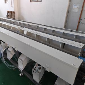 China KM-TECHNOLOGY medium resolution camera grain sorting machine with touch screen and optical sensor wholesale