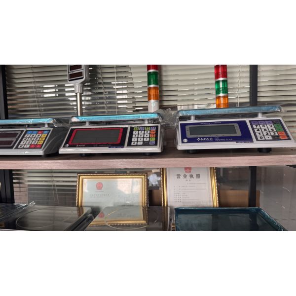 Accurate 6000g Range Digital Mass Gauge in 280x280x22mm Size for Industrial Applications