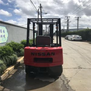 China japan nissan 3ton forklift good condition used forklift FD30 3ton Japan original for sale at low price supplier