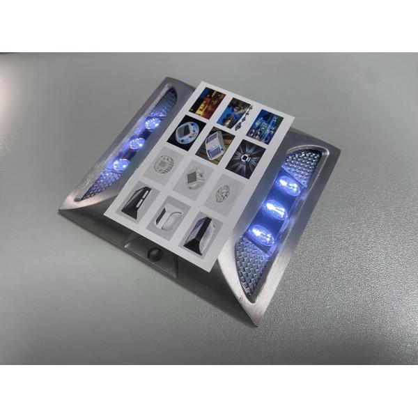 114*105*23mm Aluminum Alloy PC IP68 Solar Road Studs with -40C- 85C Working Temperature