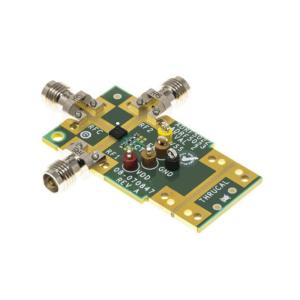 ADRF5031-EVALZ Soluciones incrustadas SPDT Switch 9kHz a 20GHz Junta de evaluación de RF