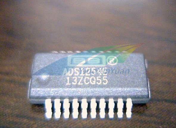 Mobile phone Flash Memory IC Chip TI ADS1254E 1 A/D Converter