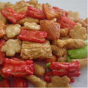 China Artificial Color Low Calorie Asian Snacks Healthy Caramel Rice Crackers supplier