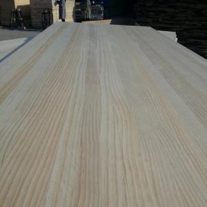Pine Board Moisture Content 8-12% E0/E1 Environmental Glue Solid Pine Wood Furniture Board