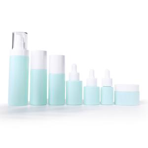 China Convenient Travel Face Wash Clean Mousse Bottle Luxury 15/20/30/40/50/100ml Cosmetic Packaging Foam Pump Glass Spray Bot supplier